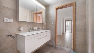 Prodej nadstandardního bytu 3+kk s dvougaráží v centru Svitav