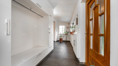 Prodej rodinného domu v centru Svitav s garáží a bazénem